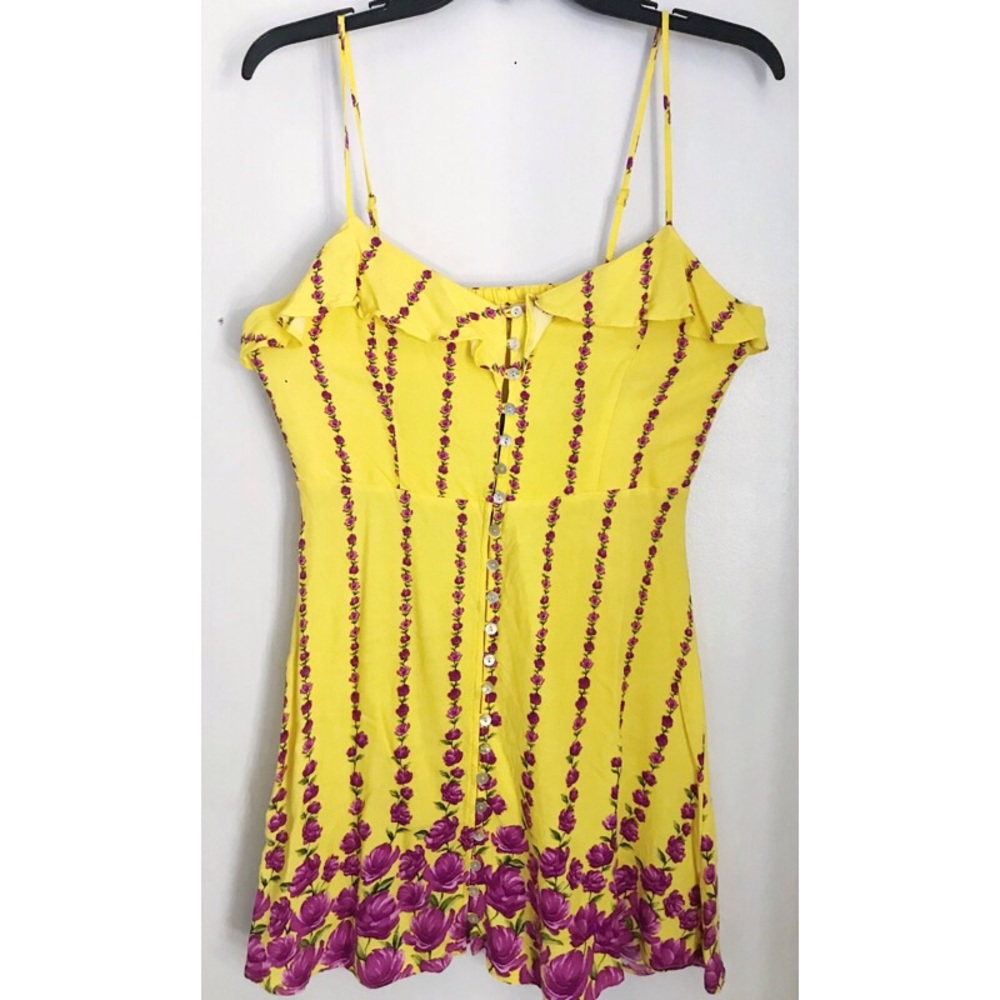 Forever 21’s Summer Floral Mini Fit & Flair Dress